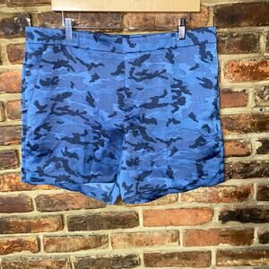 Banana Republic Blue Camo Camouflage Flat Front Chino Shorts Women's Size 14